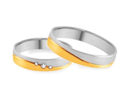 Zlaté kombinované snubní prsteny se zirkony, šířka 4 mm - SKOB021